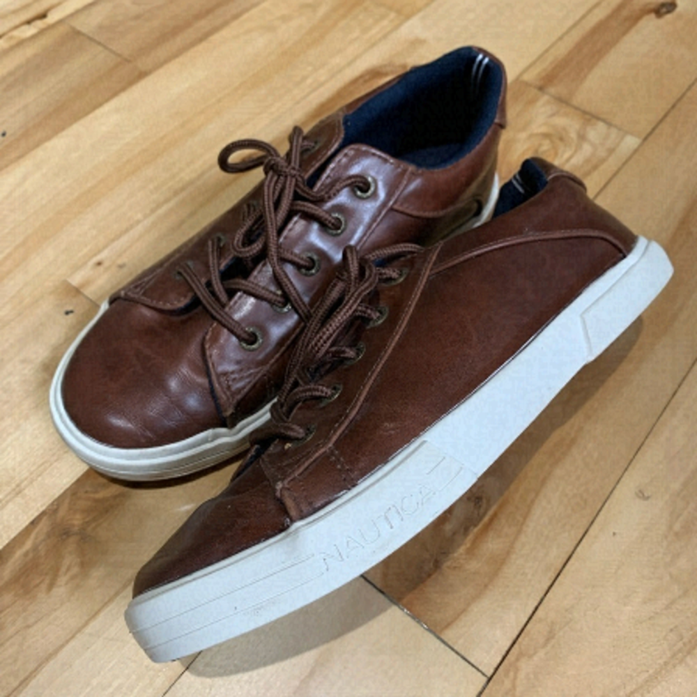 NAUTICA brown shoes for kids - size 3